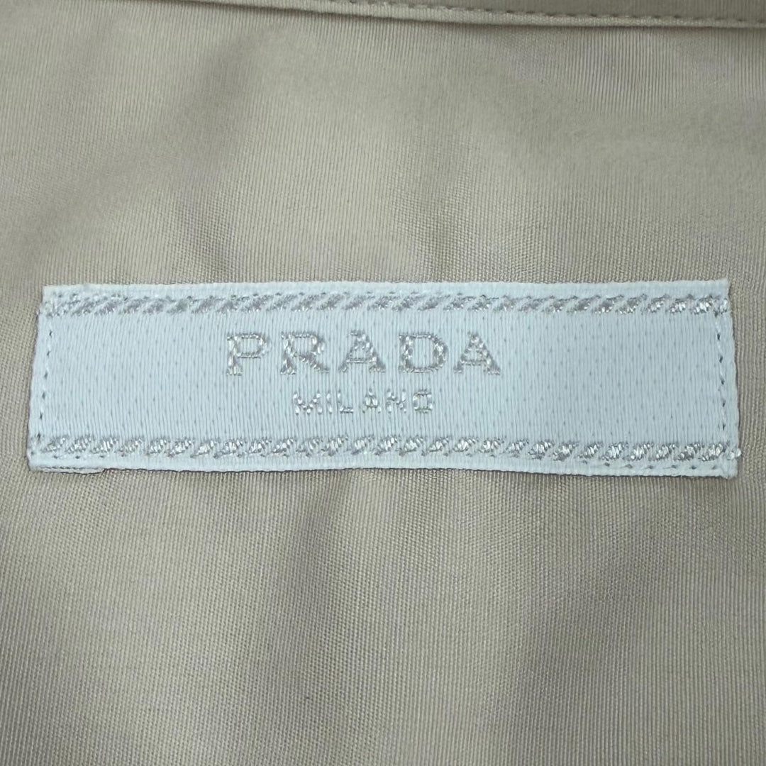 未使用品▼PRADA プラダ 24SS UCN541 コットン100% トライアングルロゴ エンブロイダリーポプリン 長袖シャツ ベージュ L 正規品 メンズ