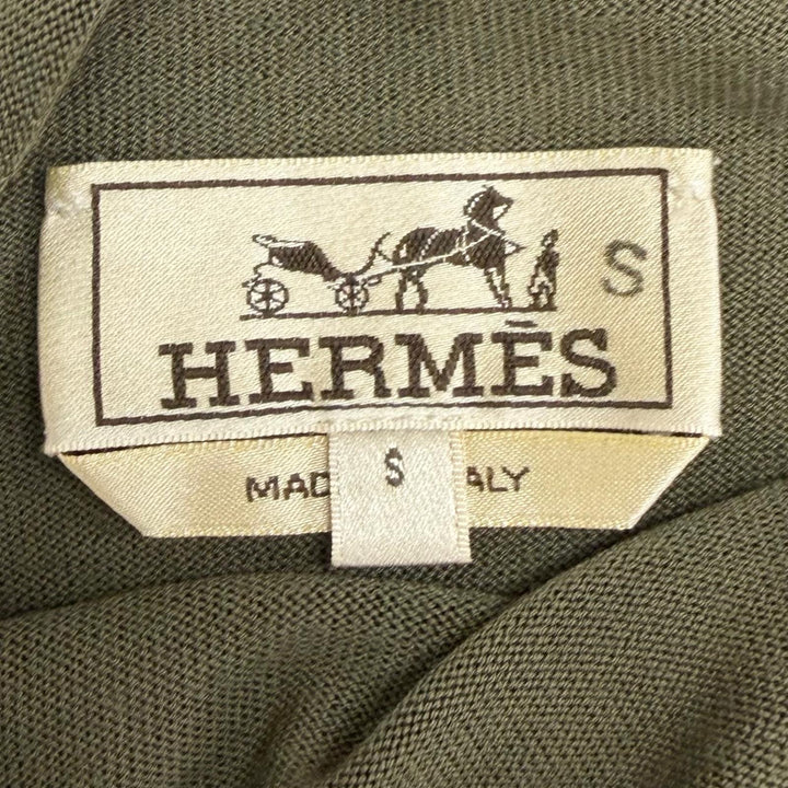 極美品□HERMES エルメス ウール100％ セリエボタン 薄手 長袖 モックネック ロングスリーブニット セーター カーキ S イタリア製 正規品