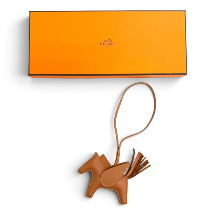 極美品△HERMES エルメス H083010CABI ロデオチャーム ペガサスPM アニョーミロ スイフト ソーゴールド バッグチャーム W刻印 仏製 箱付