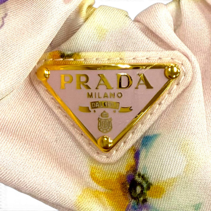 未使用品★PRADA プラダ 25SS 1IF015 Reナイロン シュシュ 日本限定 トライアングルロゴ フローラル ピンク イタリア製 レディース 箱付