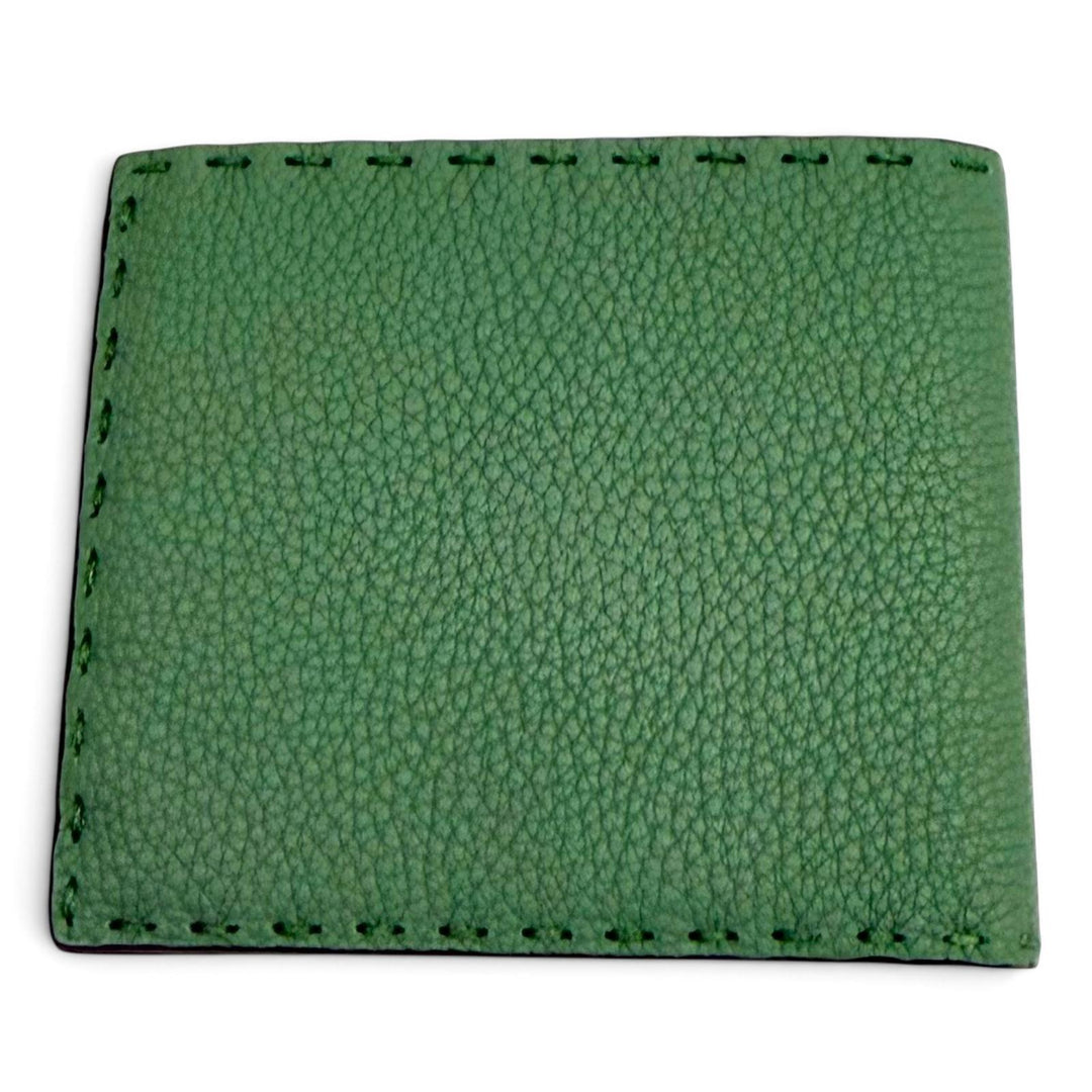 未使用品★FENDI フェンディ 7M0193 フェンディ セレリア バイフォールド ロゴ金具 レザー コンパクトウォレット 二つ折り財布 箱・袋付