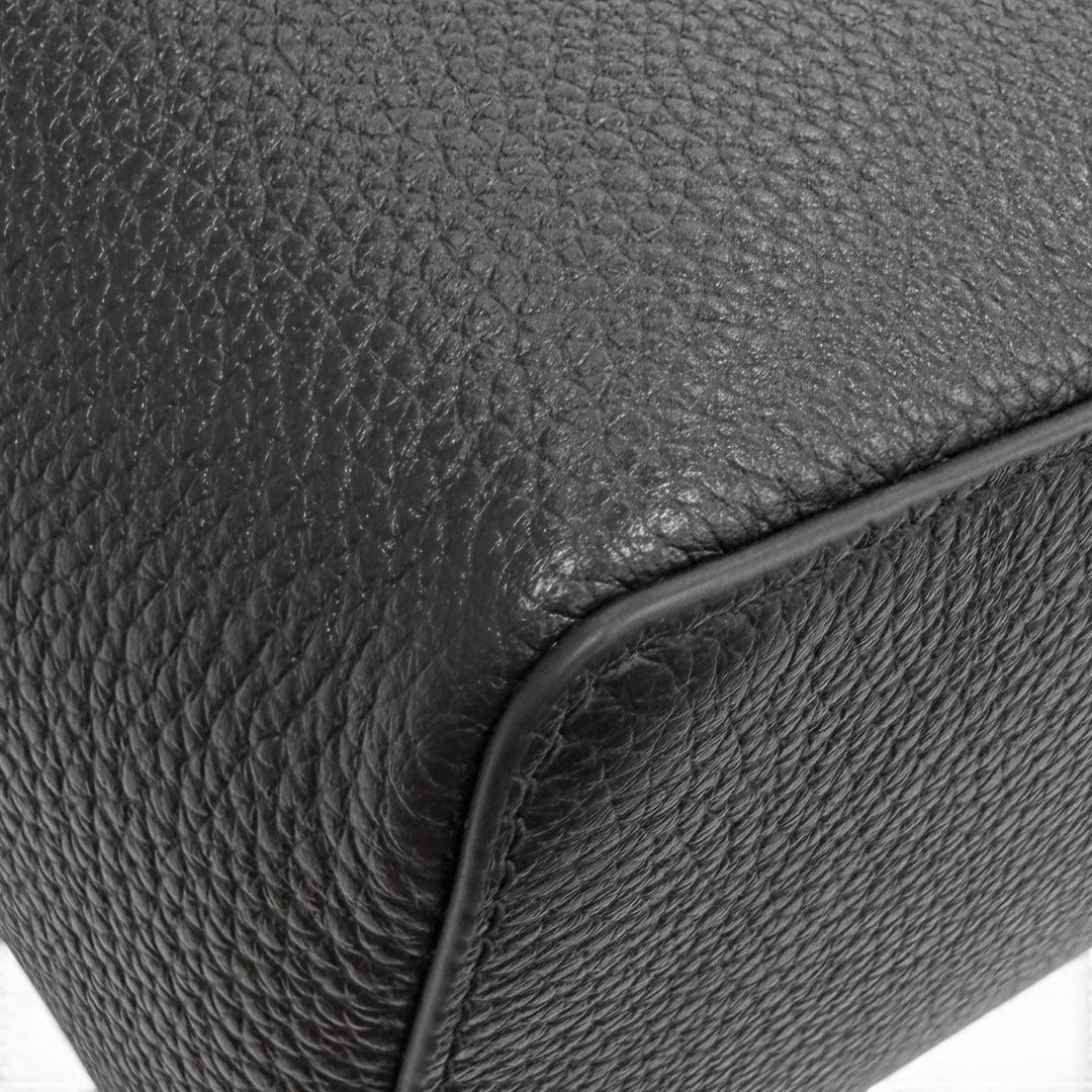 極美品★Loro Piana ロロピアーナ FAN4041 エクストラ ポケット バックパック グレインドカーフスキン リュック ブラック 定価621500円