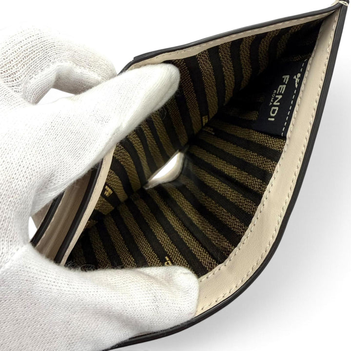 極美品★FENDI フェンディ 8M0420 FF金具 裏地ペカン レザー スモールウォレット 二つ折り財布 ベージュ ゴールド金具 伊製 箱・保存袋付