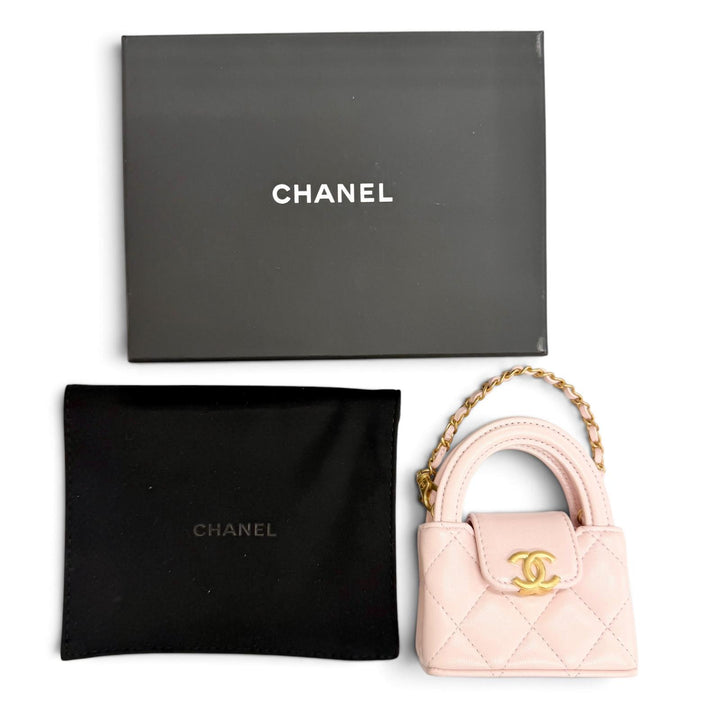 美品△CHANEL シャネル ココマーク ミニケリー マイクロ マトラッセ レザー バッグチャーム ピンク イタリア製 レディース 箱 保存袋付き