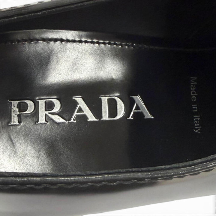 極美品▼PRADA プラダ 2DE127 ブラッシュドレザー チョコレート トライアングルロゴ 三角プレート ローファー ブラック 7 保存袋付き