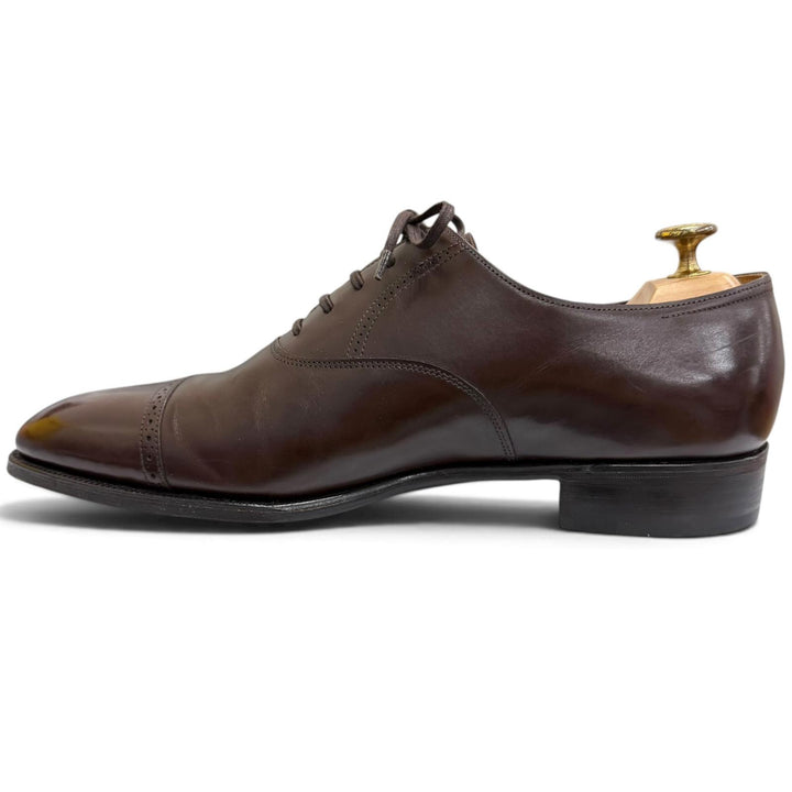 美品□John Lobb ジョンロブ フィリップ2 カーフレザー パンチドキャップトゥ 7000ラスト 黄箱 ドレスシューズ ダークオーク 9D 英国製