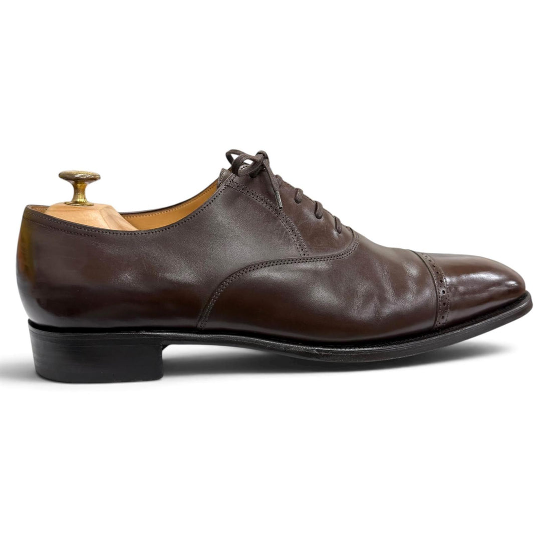 美品□John Lobb ジョンロブ フィリップ2 カーフレザー パンチドキャップトゥ 7000ラスト 黄箱 ドレスシューズ ダークオーク 9D 英国製