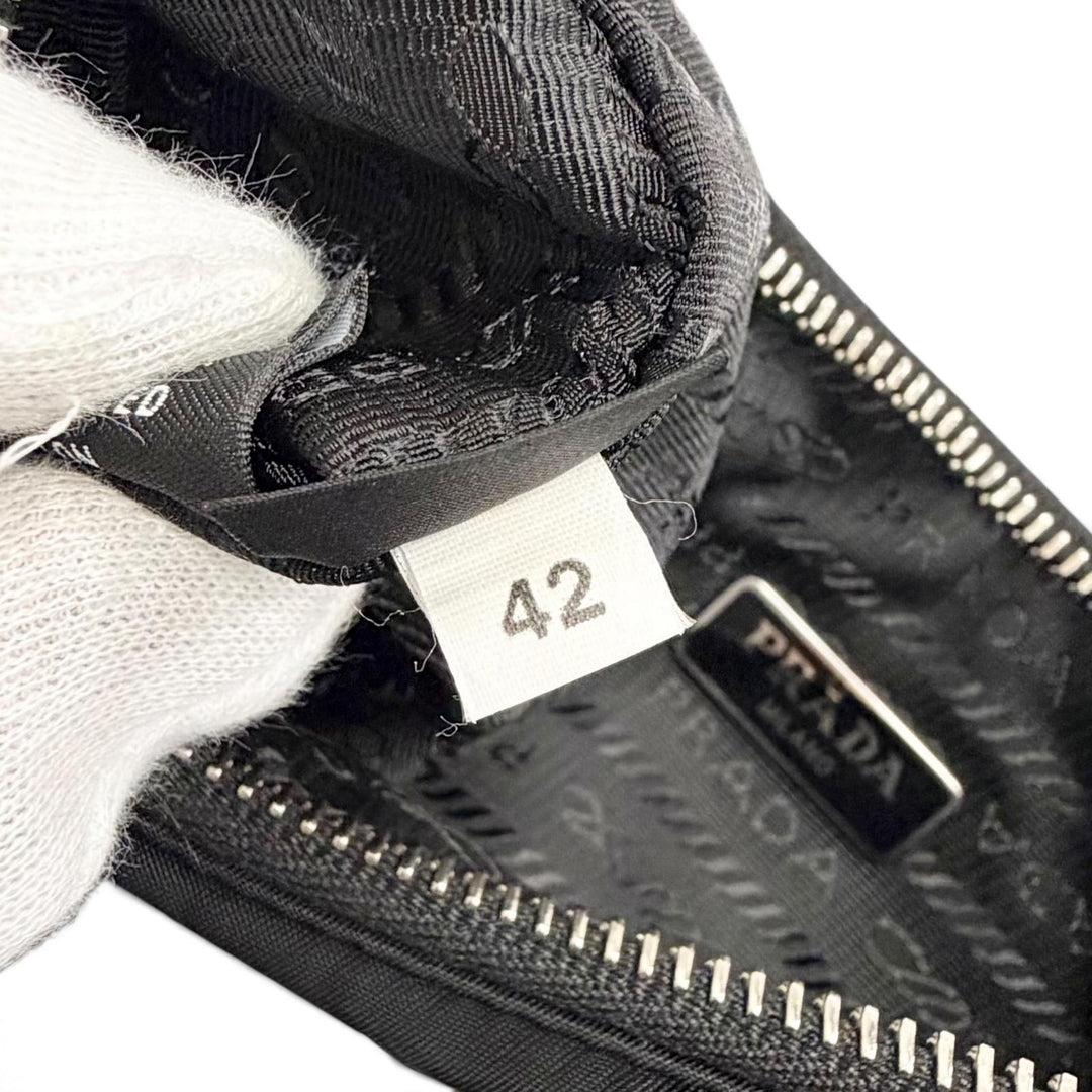 極美品△PRADA プラダ 1BH204 Re-Edition 2005 Re-Nylon トライアングルロゴ 2WAY ショルダーバッグ ポーチ付き ブラック 伊製 箱付き