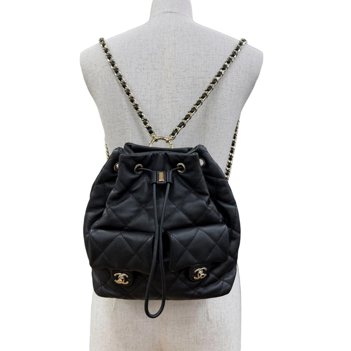 極美品☆CHANEL シャネル AS4342 マトラッセ ココマーク ツーポケット カーフスキン リュック ブラック ゴールド金具 伊製 箱・保存袋付