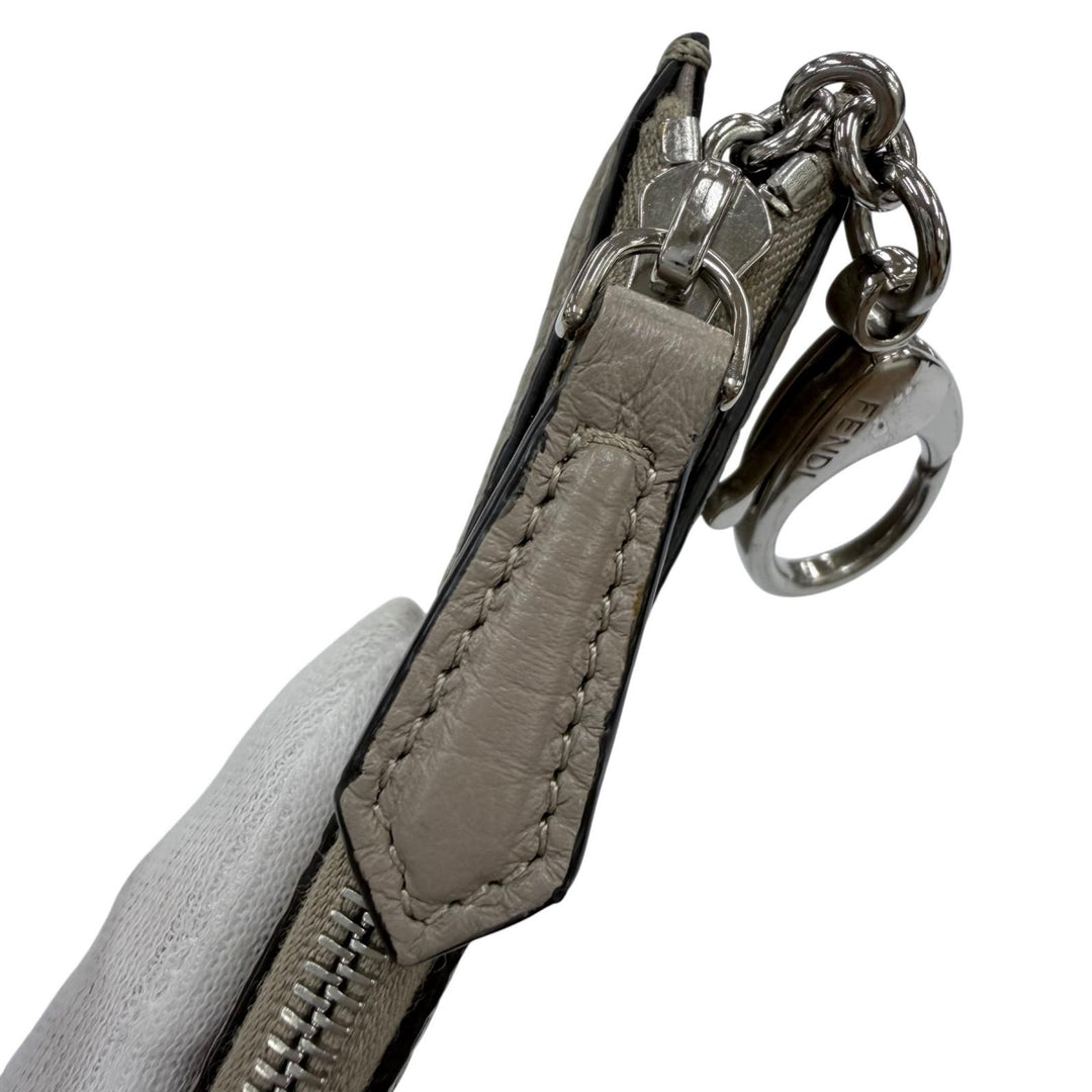 極美品☆FENDI フェンディ 8AP161 フラグメントケース ミニ財布 コインカードケース キーリング付 ローマンレザー グレー イタリア製