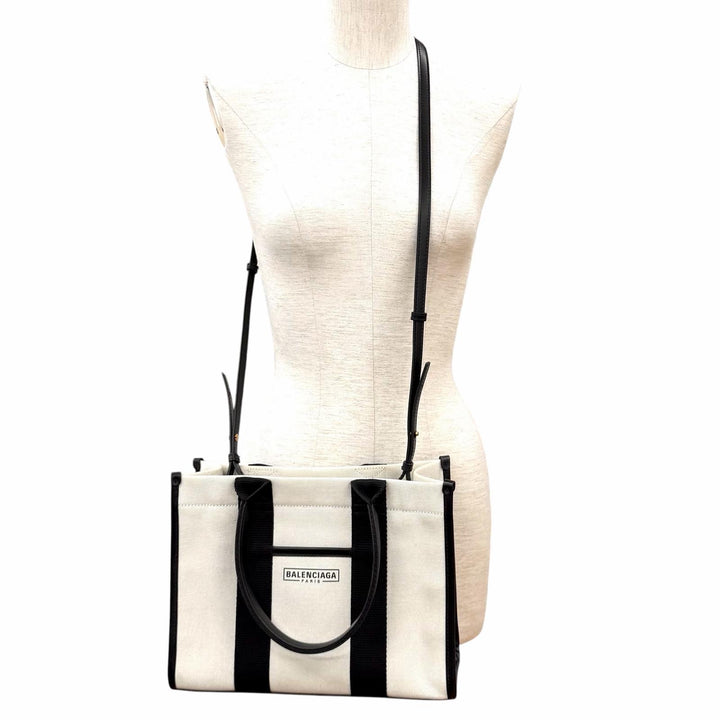 極美品★BALENCIAGA バレンシアガ 671402 ハードウェア レザー使い キャンバス 2WAY ハンドバッグ アイボリー ブラック 伊製 保存袋付き