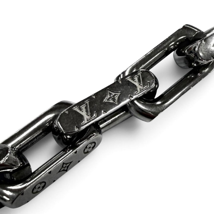 美品●LOUIS VUITTON ルイヴィトン 23年製 M00307 コリエ チェーン モノグラム ネックレス シルバー イタリア製 メンズ 箱・保存袋付き