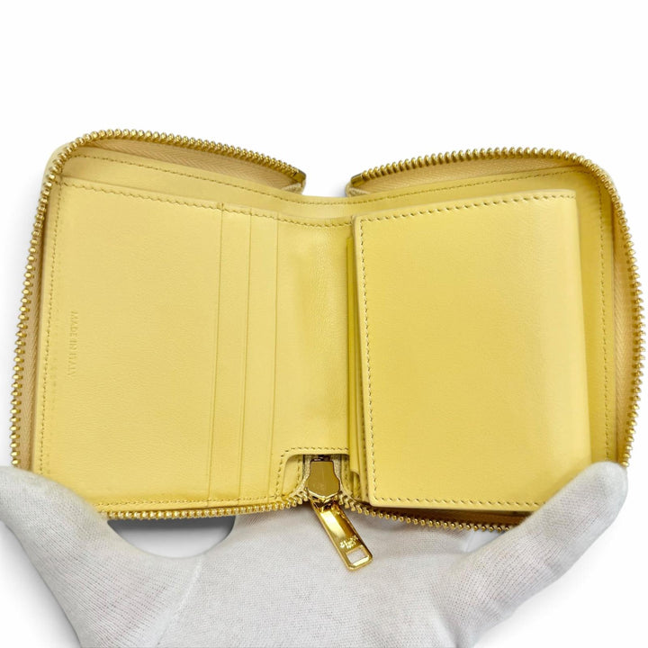 未使用△CELINE セリーヌ 10N993FVO スモールジップウォレット グレインドカーフスキン コンパクトウォレット スプリングイエロー 現行品