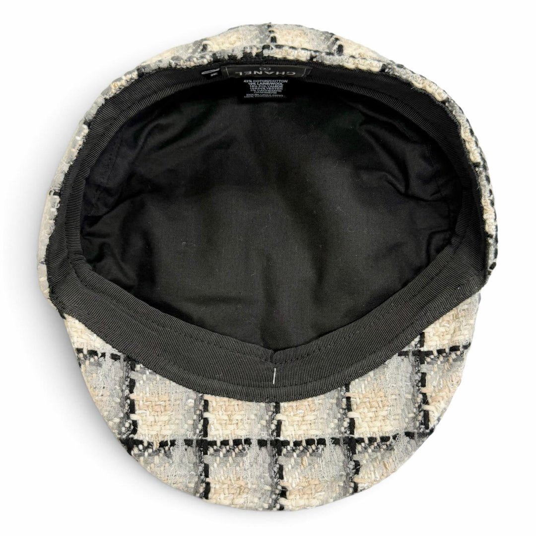 良品△CHANEL シャネル 22K カシミヤ混 ココマーク金具 チェック柄 ツイード キャスケット 帽子 ベージュ ブラック M 伊製 レディース