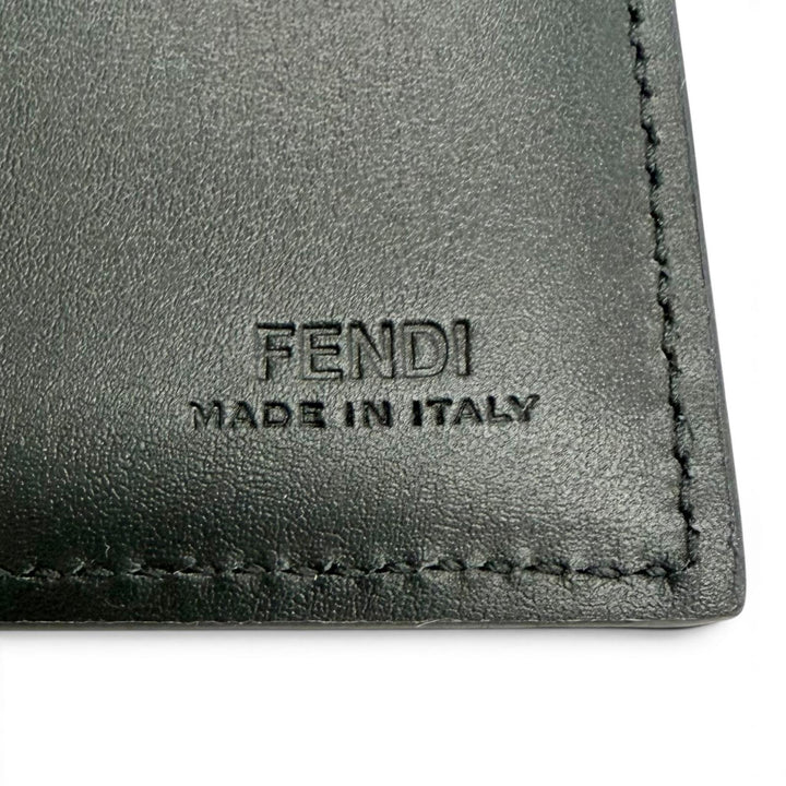 未使用△FENDI フェンディ 7M0169AJF4F19KP フェンディ シャドー カーフレザー ロゴ コンパクトウォレット 札入れ 二つ折り財布 ブラック