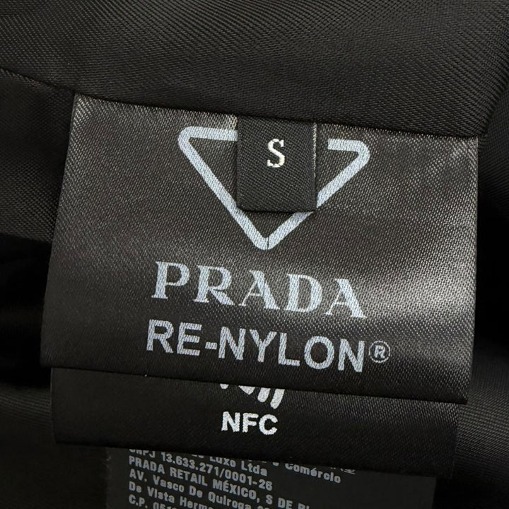 極美品□PRADA プラダ SGB891 Re-Nylon トライアングルロゴポーチ付き ロング ステンカラーコート ブラック S イタリア製 正規品 メンズ