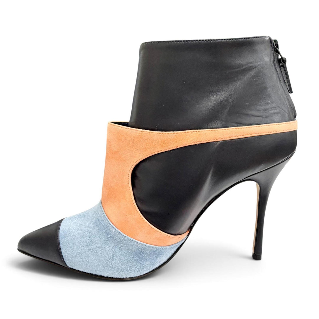 極美品△MANOLO BLAHNIK マノロブラニク NUSA レザー スウェードレザー使い バックジップ ポインテッドトゥ ブーティ 37 伊製 箱・袋付き
