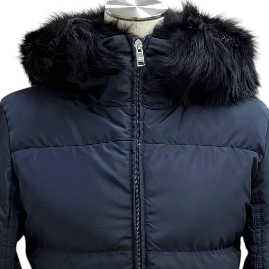 極美品★PRADA プラダ 2024年製 29E117 トライアングルロゴ シープスキンファー ZIP UP ダウンコート ダウンジャケット 紺 36 正規品