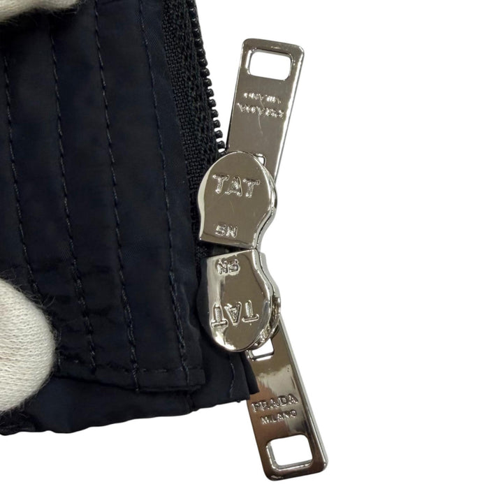 極美品★PRADA プラダ 2024年製 29E117 トライアングルロゴ シープスキンファー ZIP UP ダウンコート ダウンジャケット 紺 36 正規品