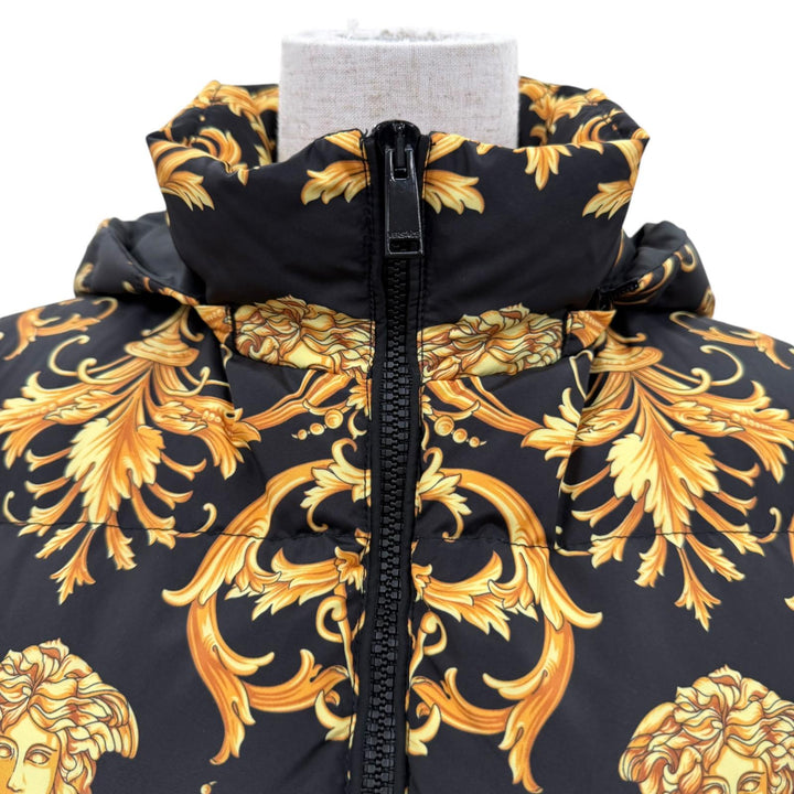 極美品☆VERSACE ヴェルサーチ A88828S メデューサ金具ベルト付 バロック ロング丈ダウンコート ブラック ゴールド 36 正規品 レディース