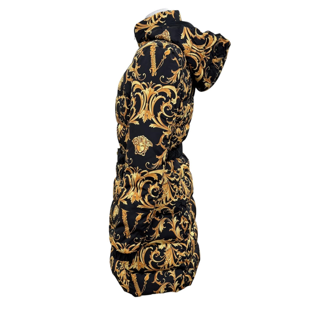 極美品☆VERSACE ヴェルサーチ A88828S メデューサ金具ベルト付 バロック ロング丈ダウンコート ブラック ゴールド 36 正規品 レディース