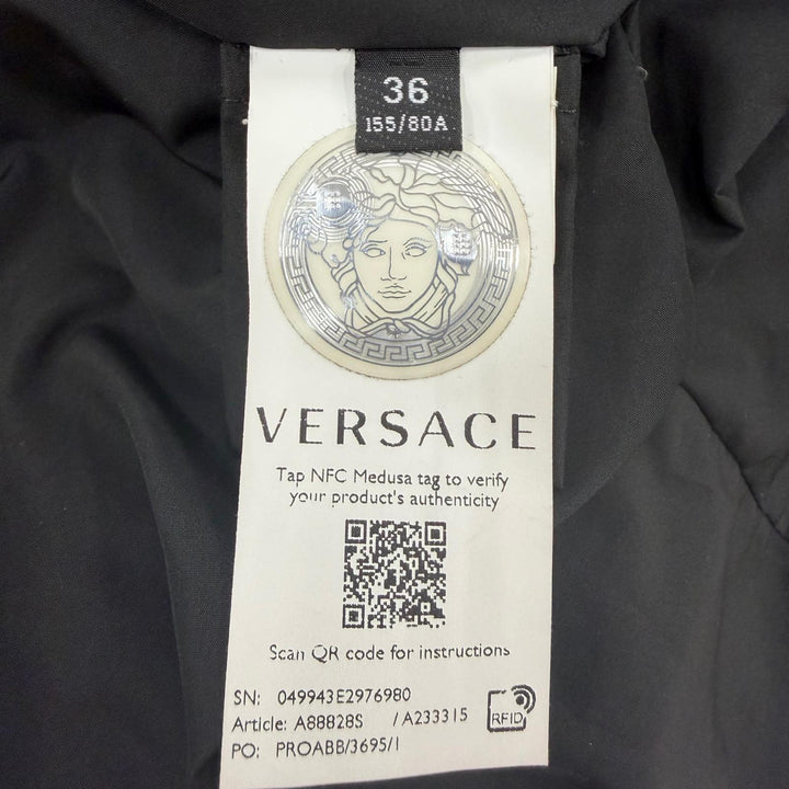 極美品☆VERSACE ヴェルサーチ A88828S メデューサ金具ベルト付 バロック ロング丈ダウンコート ブラック ゴールド 36 正規品 レディース