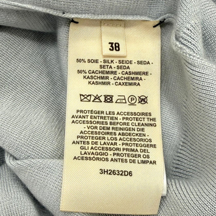 極美品★HERMES エルメス 23AW 3H2632D6 カシミヤ シルク混 エクスリブリス ロゴボタン 長袖 ニット ライトブルー 38 イタリア製 正規品