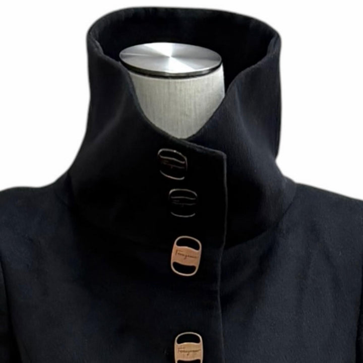 美品★Salvatore Ferragamo サルヴァトーレフェラガモ キャメル100％ ヴァラボタン スタンドカラー ロング コート ブラック 40 正規品