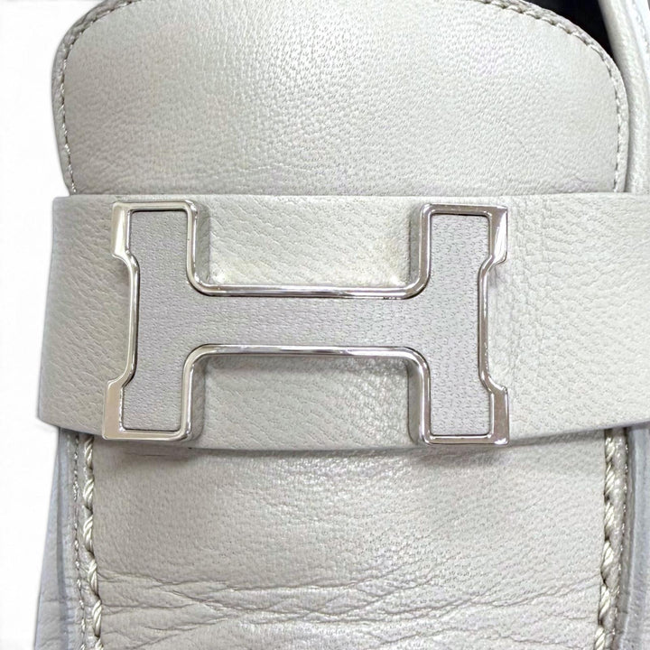 美品△HERMES エルメス 2025年製 AF4251062Z モカシンパリ シルバー金具 Hロゴ金具 レザー ローファー グレー系 36.5 伊製 レディース