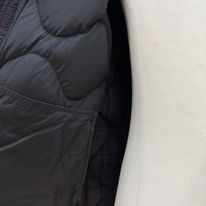 美品▼MONCLER モンクレール GONDRY チェック柄 レザーロゴワッペン ナイロン切替 フーデッド ZIPUP ダウンジャケット グレー 3 正規品