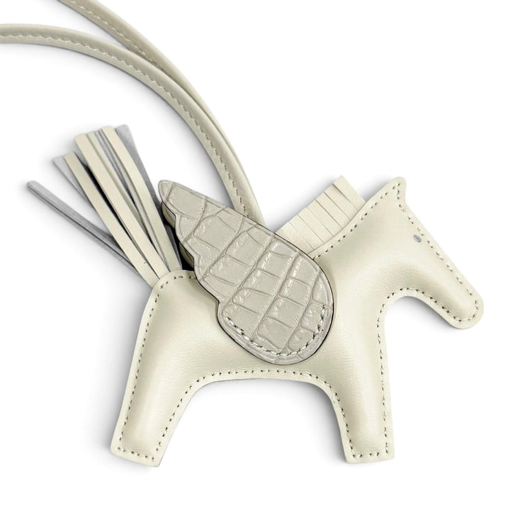 未使用品★HERMES エルメス ペガサスタッチ PM クレ/べトン レザー アリゲーターマット バッグチャーム G刻印 フランス製 箱付き