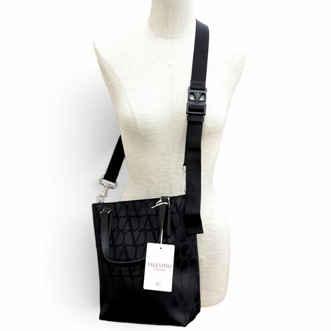 極美品★ヴァレンティノガラヴァーニ 4Y2B0C60CSH トワルイコノグラフ 2レザー ハンドル 2WAY ショルダーバッグ ブラック 保存袋付