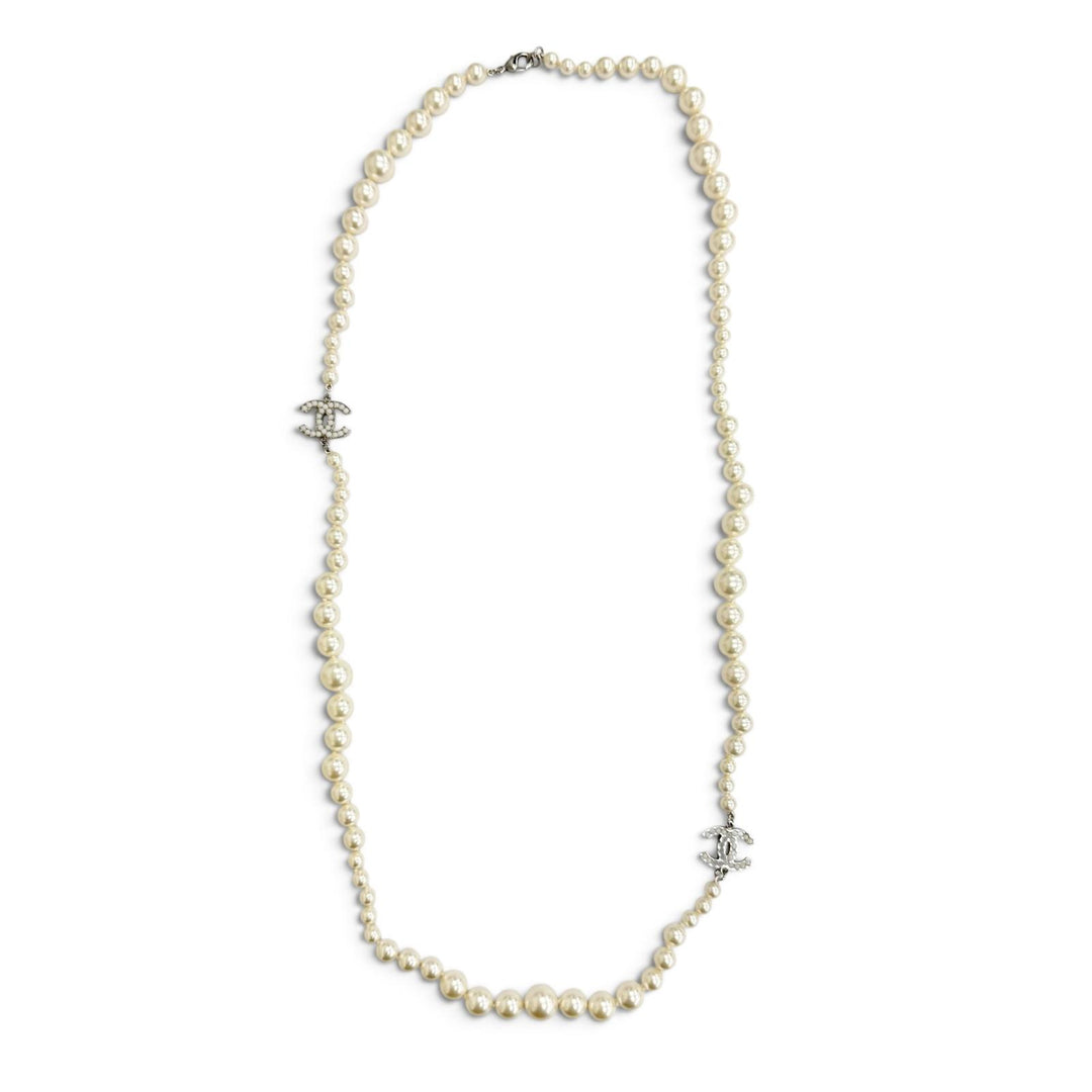 極美品△CHANEL シャネル A14V ココマーク ロング パール ネックレス ホワイト系 シルバー フランス製 レディース 保存袋付き オススメ◎