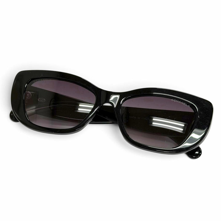極美品△CHANEL シャネル 26C 71766A S1834 バタフライ シェイプ サングラス シェルココマーク 現行モデル ブラック 伊製 レディース