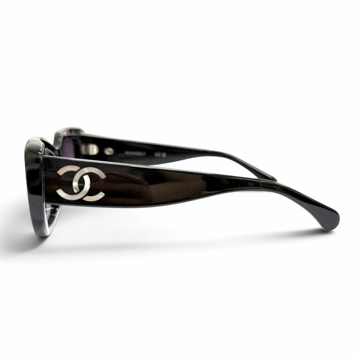 極美品△CHANEL シャネル 26C 71766A S1834 バタフライ シェイプ サングラス シェルココマーク 現行モデル ブラック 伊製 レディース
