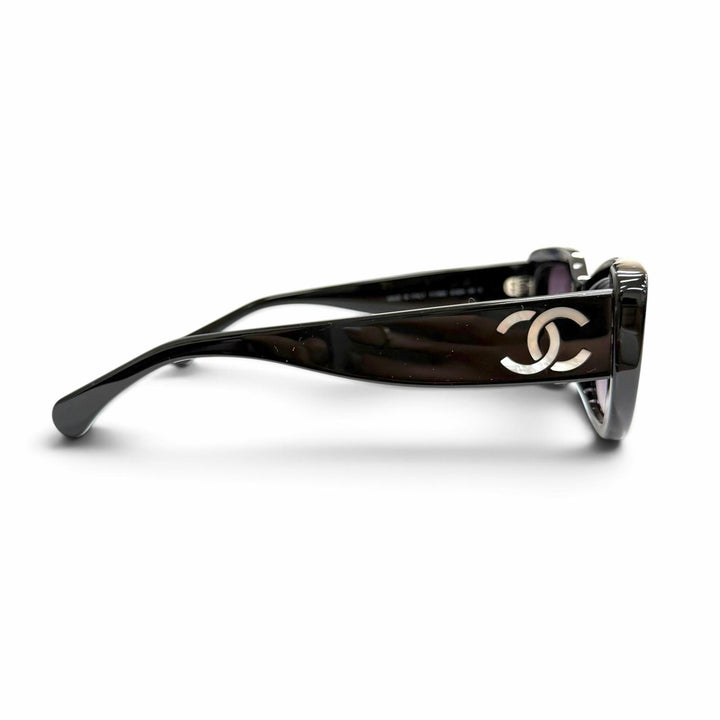 極美品△CHANEL シャネル 26C 71766A S1834 バタフライ シェイプ サングラス シェルココマーク 現行モデル ブラック 伊製 レディース