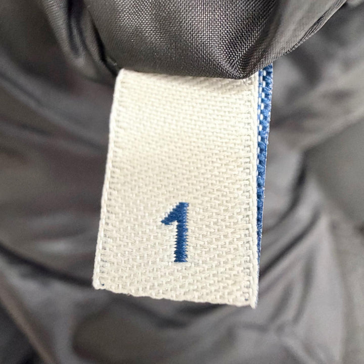極美品△MONCLER モンクレール 25AW AVOCE ロゴワッペン フード付き ショートダウンジャケット ブラック 1 正規品 ガーメント ハンガー付