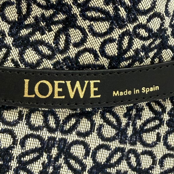 美品★LOEWE ロエベ K820HB1X07 リピートアナグラム カウレザーパーツ バケットハット 帽子 ベージュ ネイビー 57 スペイン製 正規品