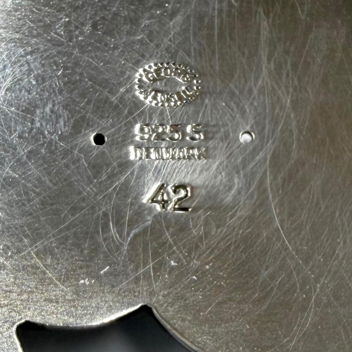 美品★Georg Jensen ジョージジェンセン 42 925 フローラルリース ブローチ アクセサリー シルバー 重量23.7g レディース 箱・保存袋付き
