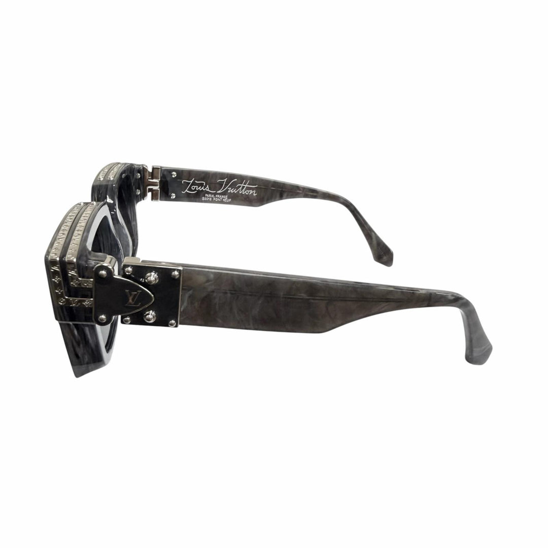 極美品□LOUIS VUITTON ルイヴィトン Z1326E 1.1 ミリオネア スクエア サングラス グリ 58□17-145 デモレンズ イタリア製 保存袋付き