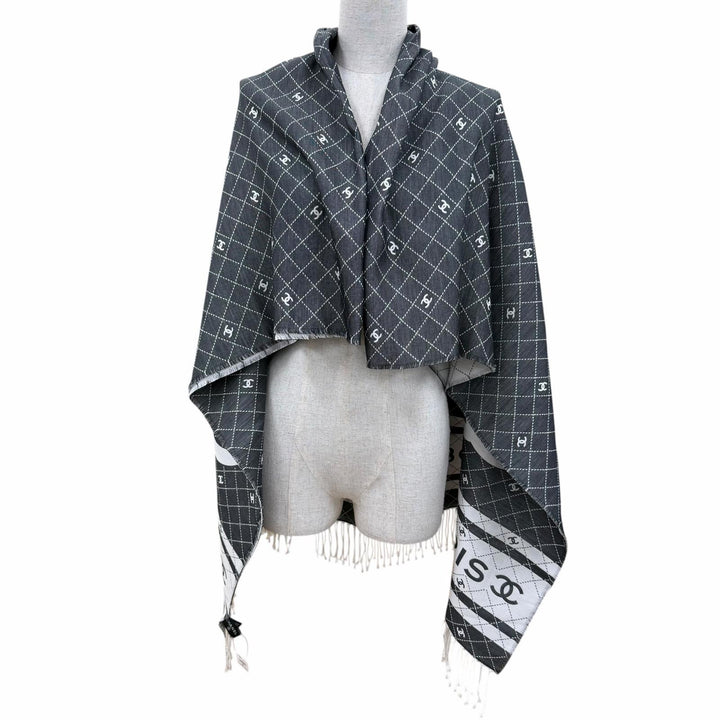 未使用品☆CHANEL シャネル 31 RUE CAMBON コットン シルク ココマーク フリンジ付 大判 ストール ショール グレー 伊製 箱・保存袋付き