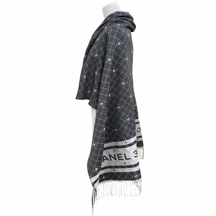 未使用品☆CHANEL シャネル 31 RUE CAMBON コットン シルク ココマーク フリンジ付 大判 ストール ショール グレー 伊製 箱・保存袋付き