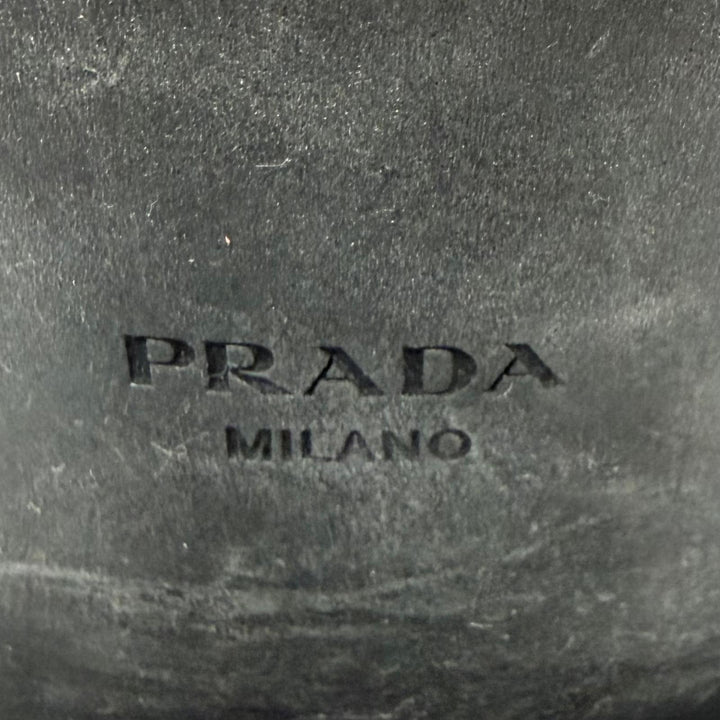 美品★PRADA プラダ チョコレート トライアングルロゴプレート ブラッシュドレザー ローファー ブラック 35.5 イタリア製 レディース