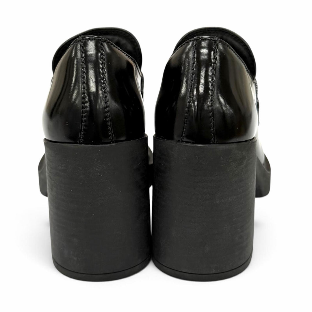 美品★PRADA プラダ チョコレート トライアングルロゴプレート ブラッシュドレザー ローファー ブラック 35.5 イタリア製 レディース