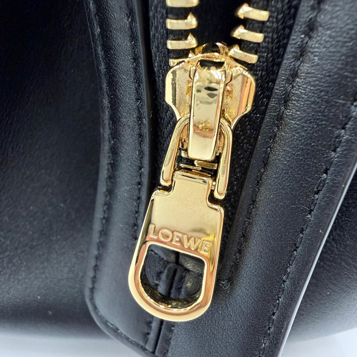 極美品☆LOEWE ロエベ AANBAB2X01 マドリードバッグ スモール サプルレザー 2WAY ハンドバッグ ブラック レディース 定価721600円 保袋付
