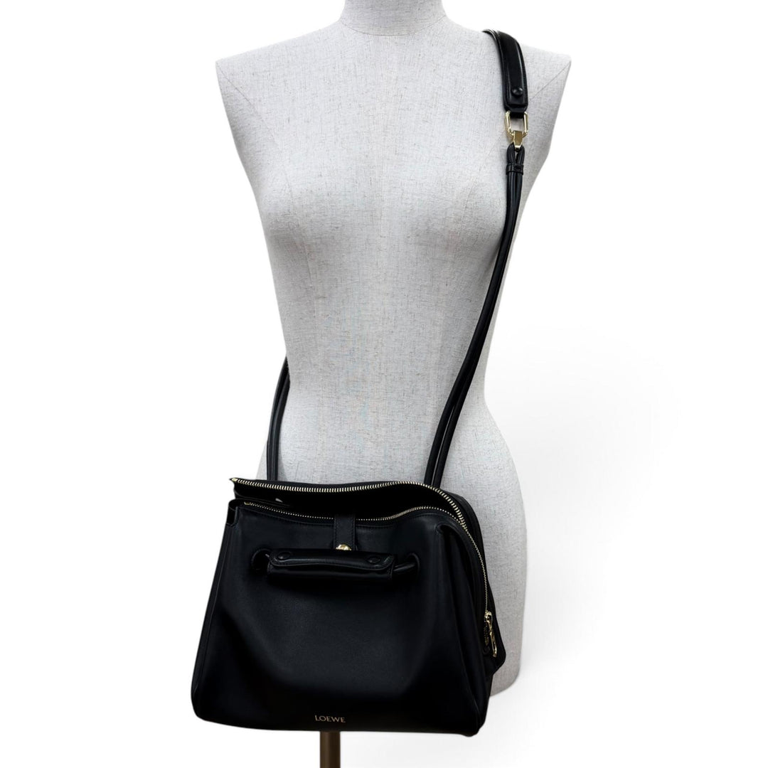 極美品☆LOEWE ロエベ AANBAB2X01 マドリードバッグ スモール サプルレザー 2WAY ハンドバッグ ブラック レディース 定価721600円 保袋付