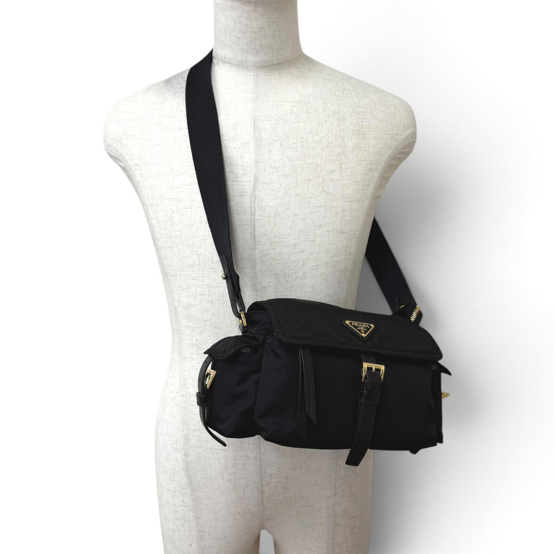 美品□PRADA プラダ 1BD394 エクスプローラ ミディアム トライアングルロゴ Re-Nylon 2WAY ショルダーバッグ イタリア製 定価357500円　