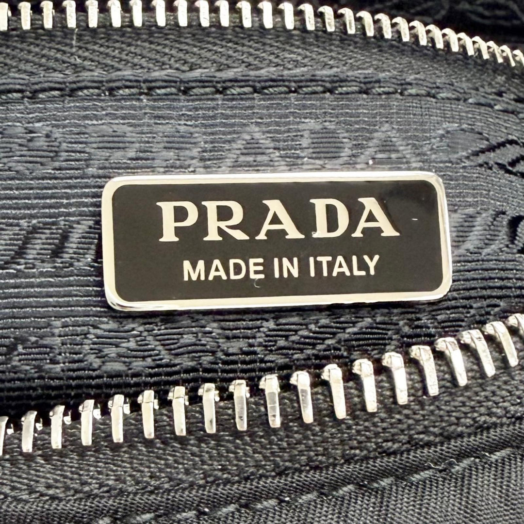 極美品△PRADA プラダ 1N204X Re-Edition 2005 Re-Nylon トライアングルロゴ キーリング付 ハンドバッグ ブラック シルバー金具 伊製