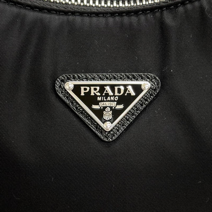 極美品△PRADA プラダ 1N204X Re-Edition 2005 Re-Nylon トライアングルロゴ キーリング付 ハンドバッグ ブラック シルバー金具 伊製