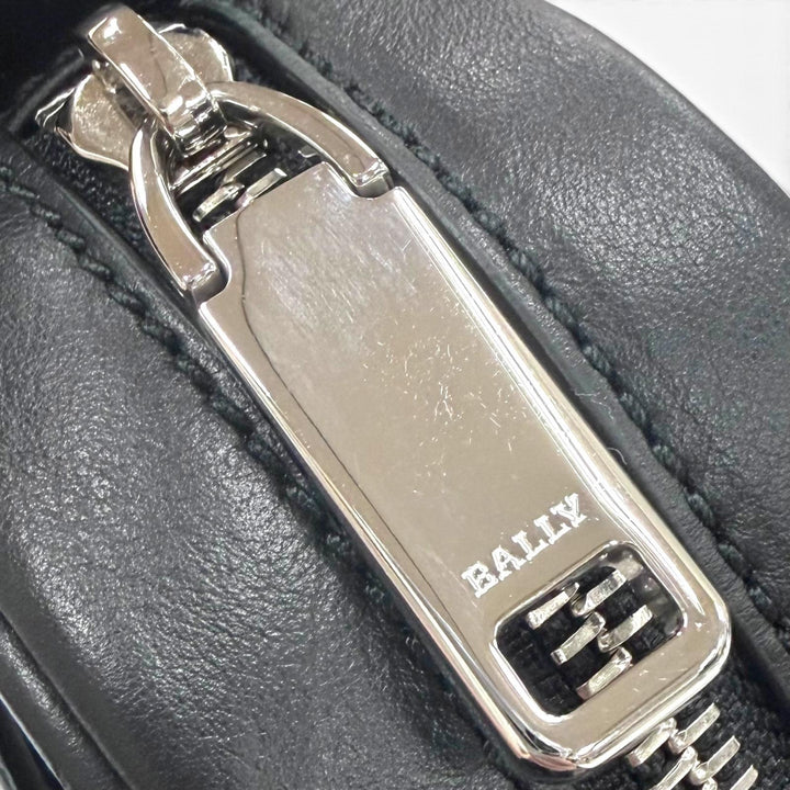 極美品▼BALLY バリー Heyot レザー 2WAY クロスボディバッグ ショルダーバッグ ブラック シルバー金具 ブルガリア製 メンズ 保存袋付き